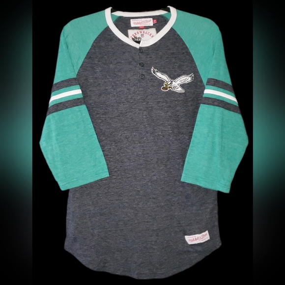 Mitchell & Ness Other - Mitchell & Ness EaglesThrowback 3/4 Sleeve